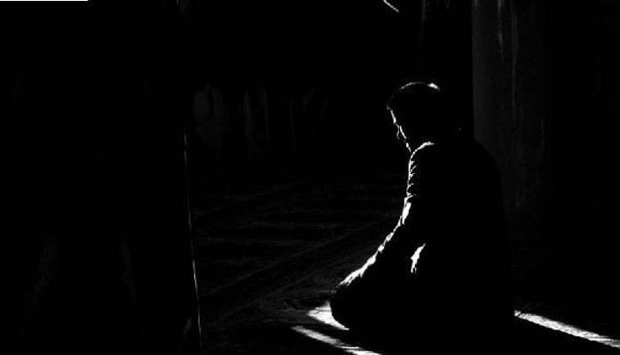 Baca Doa Ini Setelah Sholat, Insya Allah Terlindung dari Lilitan Utang