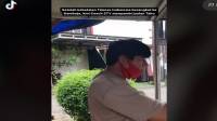 Viral, Pria Mirip Pelatih Timnas Shin Tae-yong Jualan Tahu