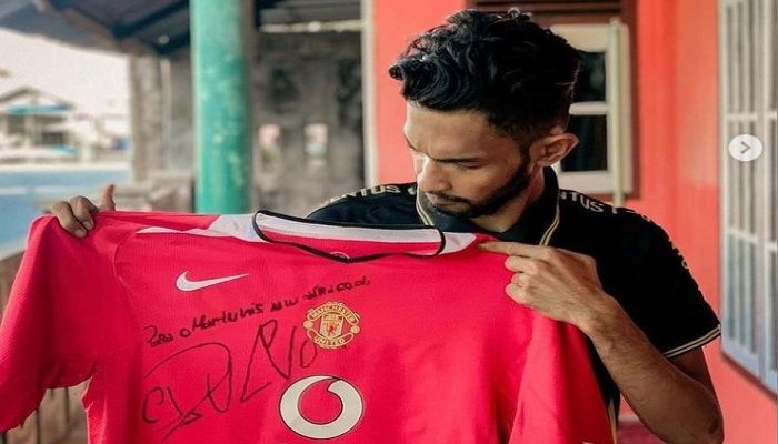 Ingin Bangun Pesantren, Martunis Lelang Jersey MU Cristiano Ronaldo