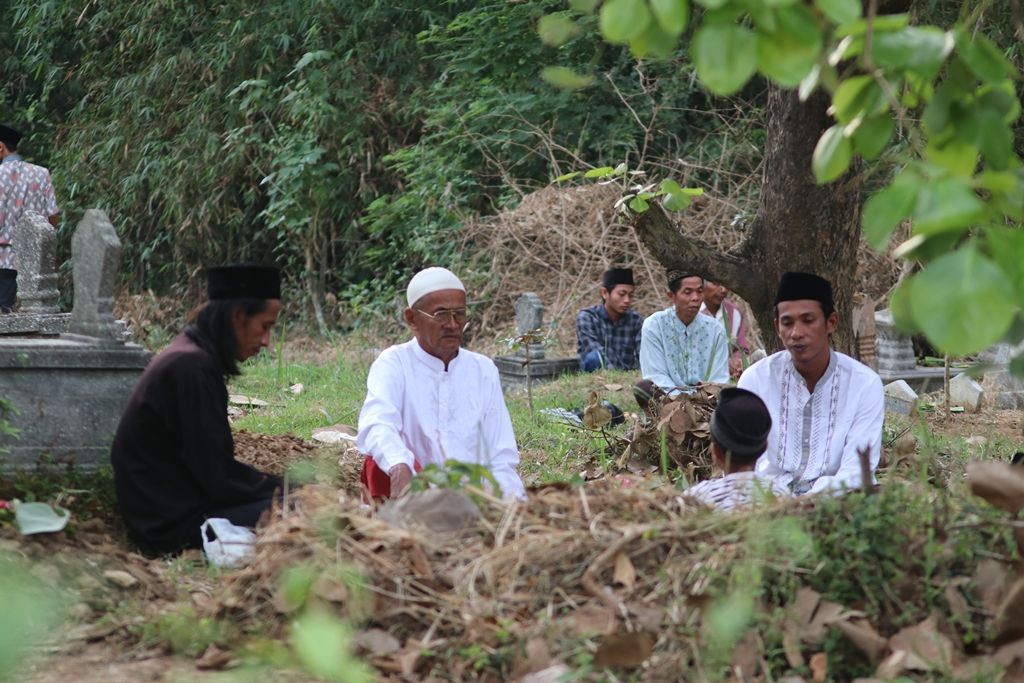 Menurut Ulama Wanita Diperbolehkan Ziarah Makam Tapi Sesuai dengan Ketentuan Dari MUI
