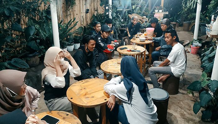 Florist Coffee Garden, Suguhkan Aneka Kopi Sambil Manjakan Mata