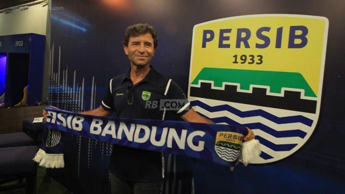 Tak Ada Nama Nick Kuipers dan Ezra Walian, Luis Milla Boyong 20 Pemain ke Parepare Hadapi PSM, Ini Daftarnya