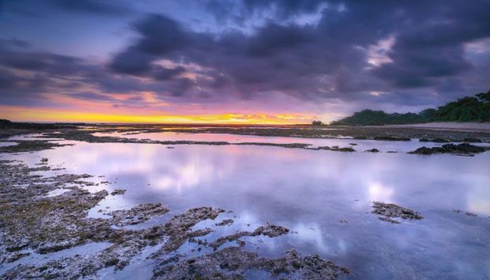 5 Rekomendasi Wisata Pantai di Jawa Barat Versi Smiling West Java