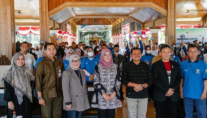 Gandeng Pemkab Sumedang, Bank Bjb Tanamkan Budaya Menabung Sejak Dini