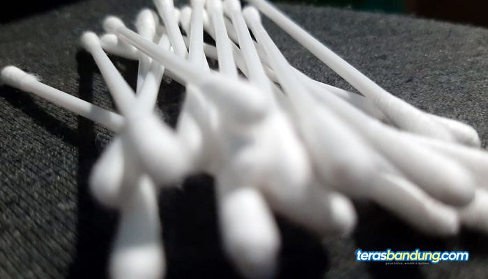 5 Kebiasaan yang Bisa Membahayakan Kesehatan, Salah Satunya Mengorek Kuping dengan Cotton Bud