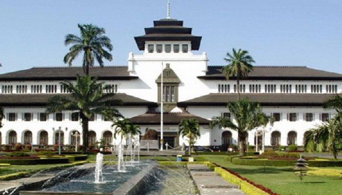 Inilah 15 Perguruan Tinggi Terbaik di Bandung 2023