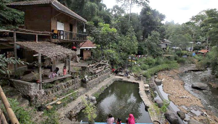 Serlok Bantaran, Wisata Asri di Bantaran Sungai Cikapundung yang Jadi Konservasi Bambu