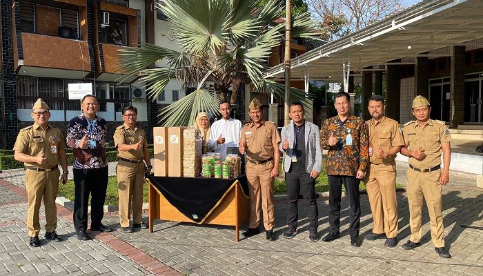 UMKM Binaan bank bjb Sukses Ekspor Sale Pisang ke Malaysia