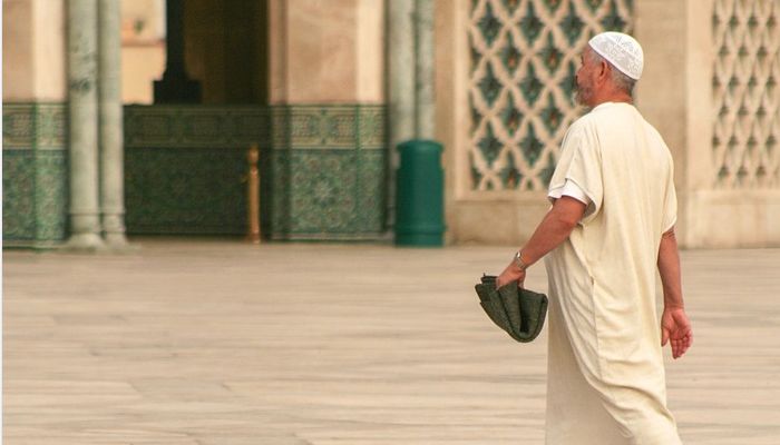 Adab Memberi dan Menjawab Salam, Berikut Dalil dan Haditsnya