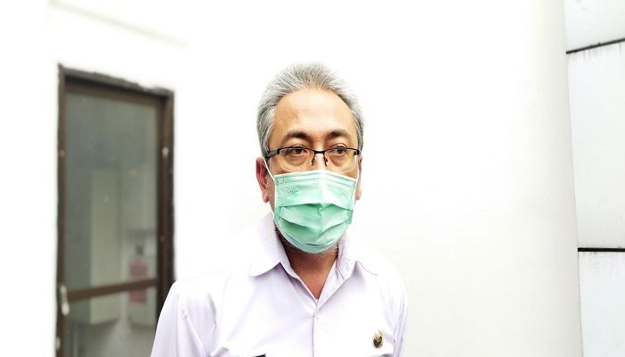Akses Jalan Licin dan Berlumpur,  Pengangkutan Sampah ke TPA Sarimukti Terhambat