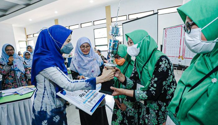 Kader Posyandu Bersaing Jadi yang Terbak di Lomba Cerdas Cermat, Ini Tujuan PKK Kota Bandung dan Daftar Juaranya
