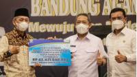 Pemkot Bandung Salurkan Bantuan Kepada 2.870 Mahasiswa dan 10.267 Guru Keagamaan
