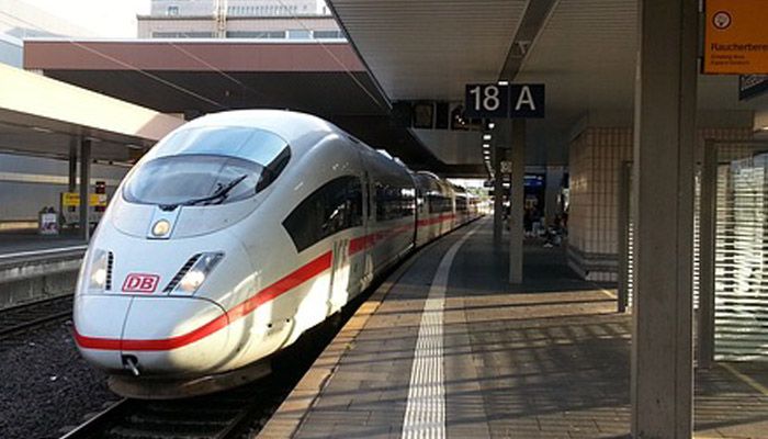 Warga Kota Bandung Dijamin Bisa Nikmati Layanan Kereta Cepat Jakarta Bandung