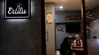 Berawal Suka Ngopi, Bermodalkan Gerobak dan Tenda Kini Ertilu Kopi Jadi Bisnis Keluarga 