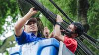 Antisipasi Terjadi Kecelakaan, Pemkot Bandung Lakukan Lagi Penertiban Kabel