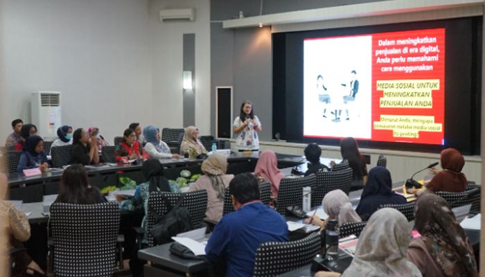 Tingkatkan Daya Saing UKM Lokal Bandung, Uniqlo Tambah Lokasi Neighborhood Collaboration