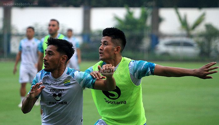 4 Wajah Baru Hadir di Sesi Latihan Persib Hari Kedua, Tyronne Del Pino?
