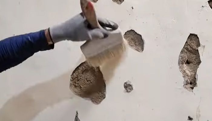 Banyak yang Gagal, Tonton Video Ini Dulu Sebelum Menambal Tembok Terkupas atau Retak