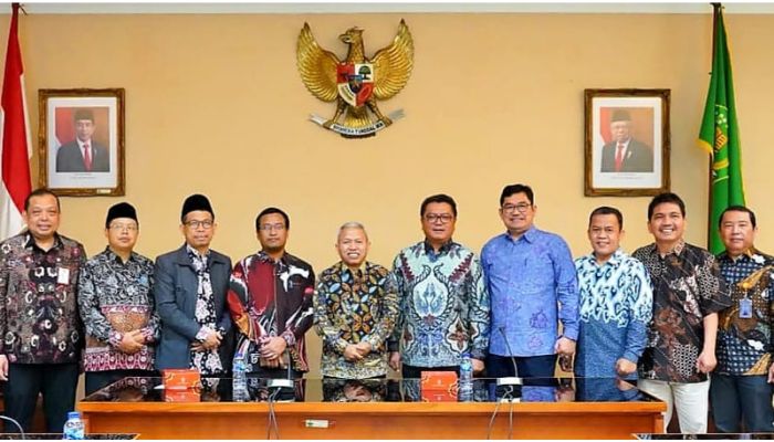 Pos Indonesia dan Kementerian Agama Tandatangani Nota Kesepahaman Layanan Pendidikan dan Keagamaan 