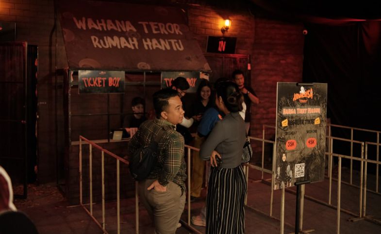 Rasakan Wahana Teror Rumah Hantu di JurnalRisa Experience Bandung, Berani Coba!