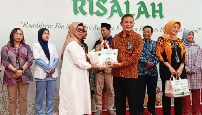 Kalender Dakwah Hari Ibu dan Kepedulian Pegadaian Syariah terhadap Lingkungan Sekitar