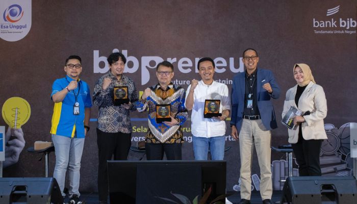 Dorong Cashless Society, bank bjb DIGI Goes to School Hadir di SMK Negeri 1 Cirebon    