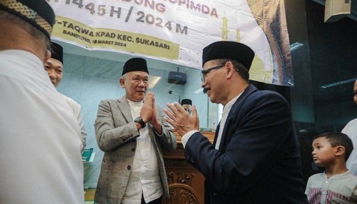 Safari Ramadan 1445 H, Pj Wali Kota Ajak Warga Bandung Jaga Kekhusyukan Ibadah