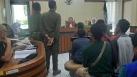 Satpol PP Kota Bandung Seret Puluhan PKL ke Meja Hijau