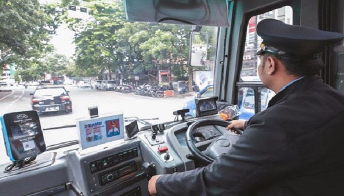 Naik Bus Metro Jabar Trans Lebih Asyik dan Nyaman, Ini Dia Caranya