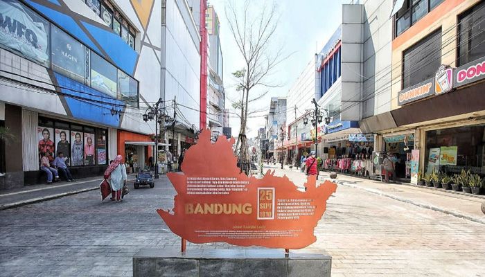 Homeless Marak di Pusat Kota Bandung, Farhan Turun Tangan, Pemkot Siapkan Operasi Penertiban