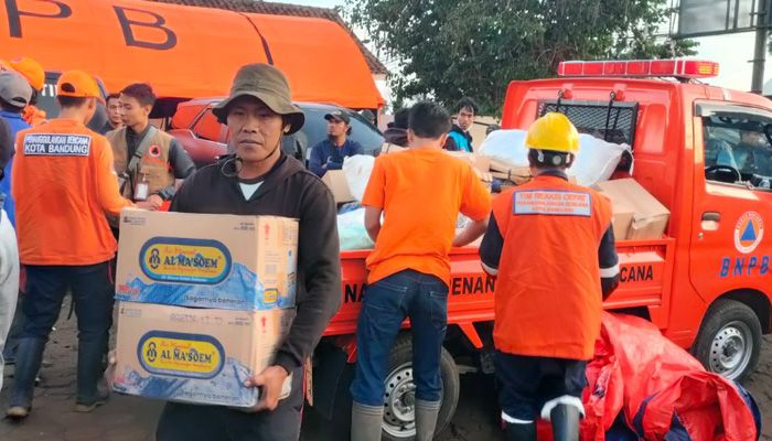 Respon Cepat BPBD Kota Bandung, Bantuan Darurat Dikirim ke Cisarua Lembang