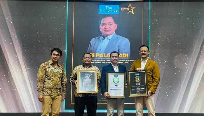 JNE Borong Tiga Penghargaan di Marketing & Halal Summit 2026
