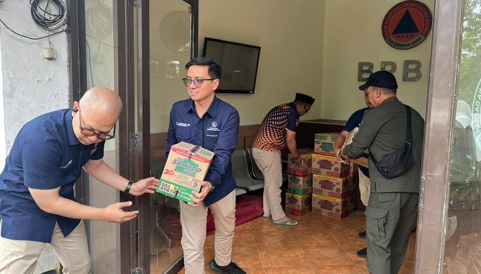 PTDI dan PT NTP Salurkan Bantuan Dukung Pemulihan Pasca Bencana di Cisarua Bandung Barat