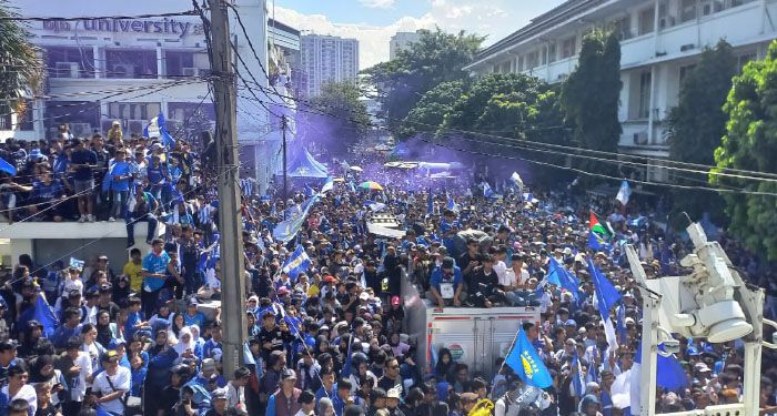 Kisah Haru di Balik Konvoi Persib Juara, Polisi dan Dishub Evakuasi Anak Terpisah