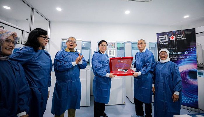 Luncurkan Lab Canggih, PMI Kota Bandung Perkuat Layanan Darah Berbasis Digital