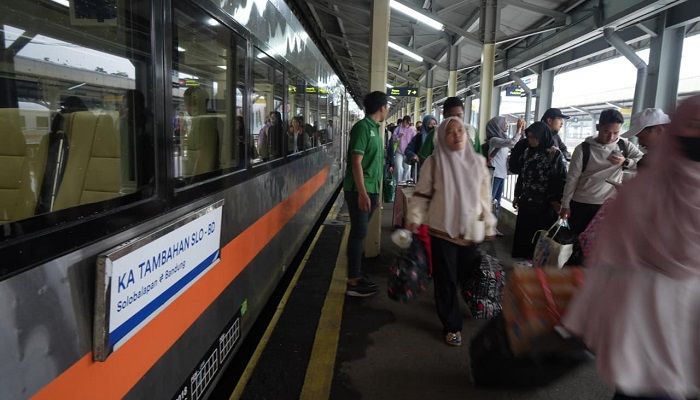 KAI Daop 2 Bandung Jalankan 2 KA Tambahan Selama Libur Panjang Akhir Pekan Ini