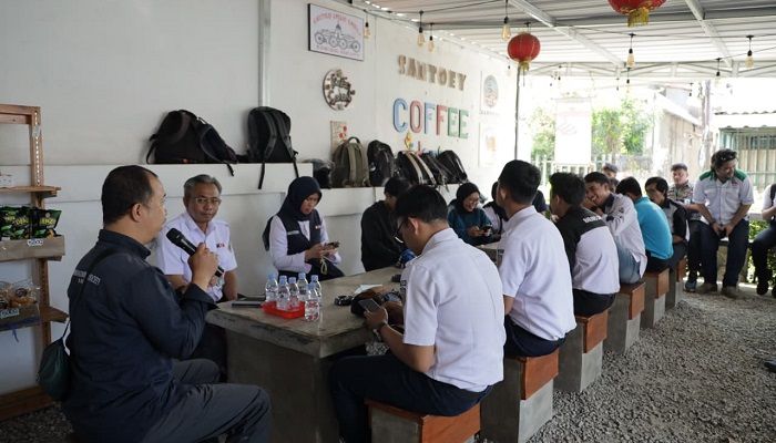 Perkuat Kolaborasi, KAI Daop 2 Bandung Jalin Silaturahmi Bersama Komunitas Railfans