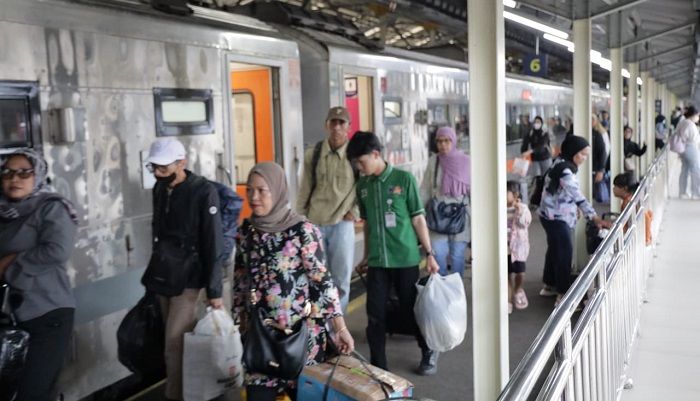 Libur Panjang Idul Adha 2026, KAI Daop 2 Sediakan Lebih Dari 102 Ribu Tempat Duduk