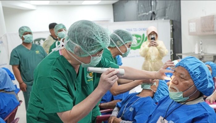 Rangkaian Ketiga sekaligus Penutup, Operasi Katarak Gratis Summarecon Hadir di Bandung