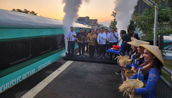 KA Cikuray Relasi Garut-Pasar Senen Hadir dengan Rangkaian Baru