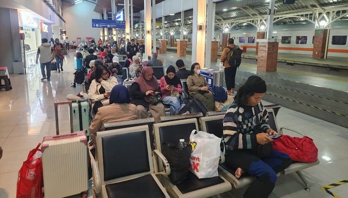Libur Tahun Baru Islam 1448 H, KAI Daop 2 Bandung Layani Lebih dari 13 Ribu Pelanggan
