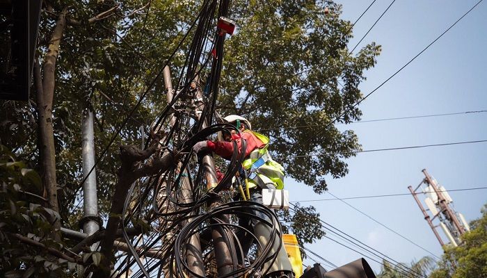 Pemkot Genjot Penataan Infrastruktur, Kabel Udara di Jalan Veteran dan Tera Segera Dipotong