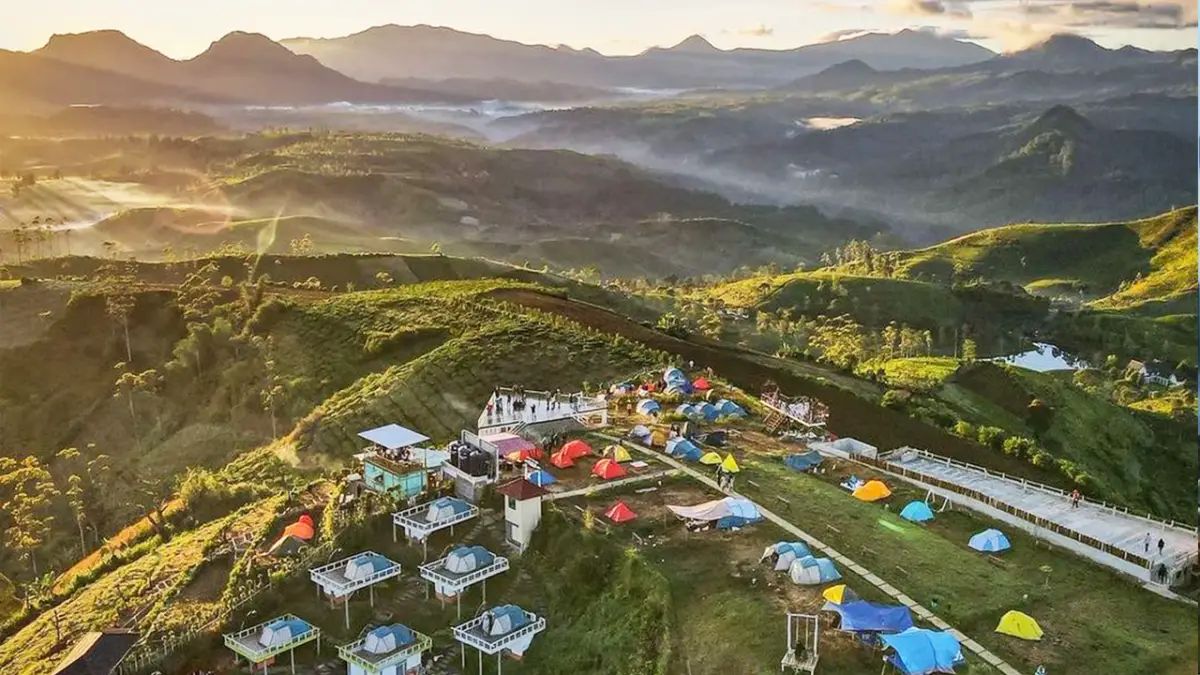 Camping Makin Digandrungi Semua Usia! Ini 7 Tempat Terbaik di Bandung Raya yang Wajib Dicoba